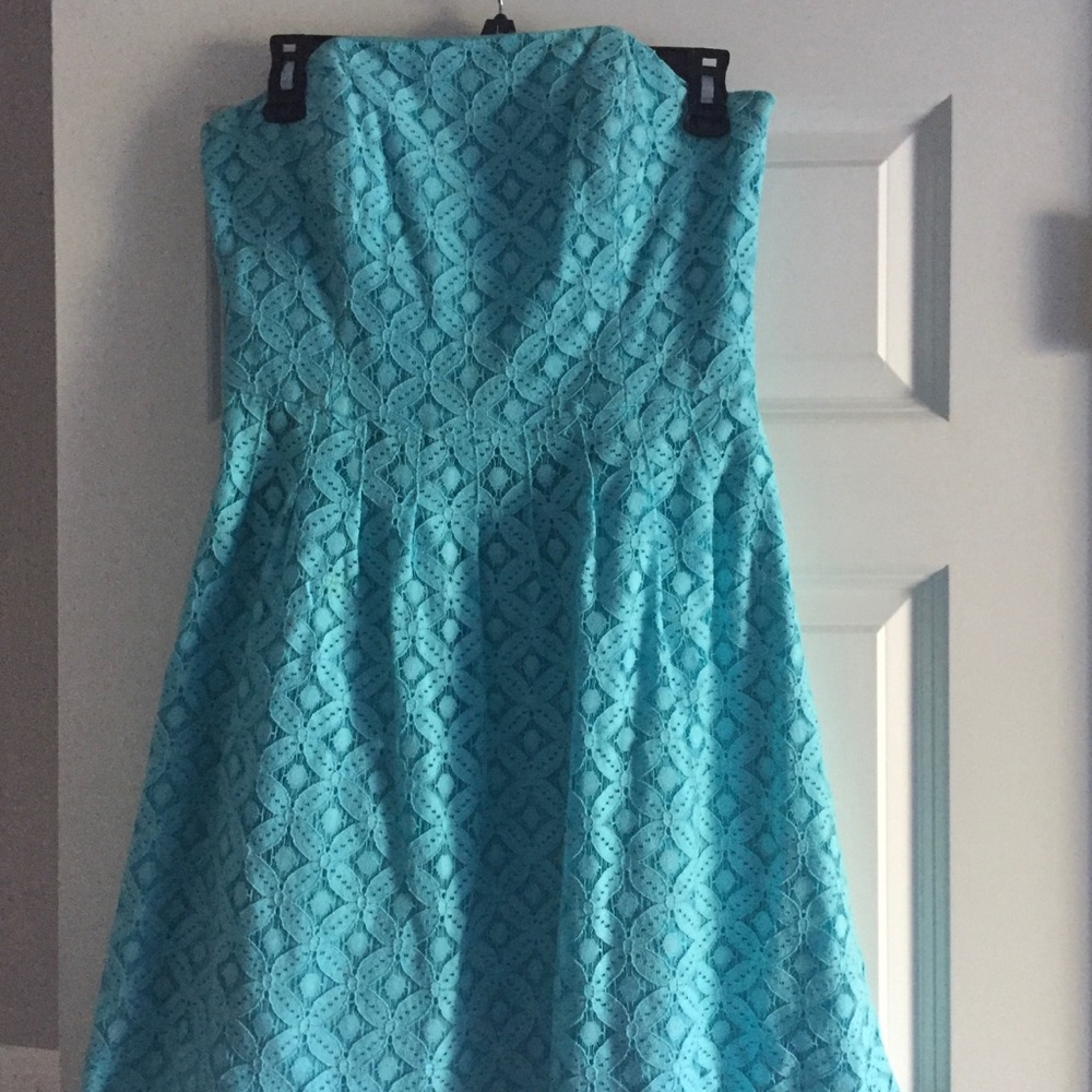 Lily Pulitzer, size 4, blue strapless dress
